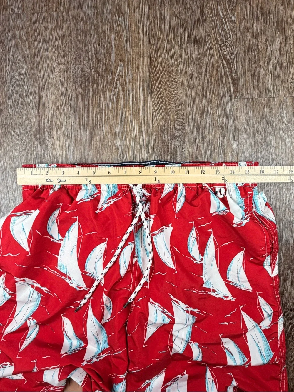 SALE Lands' End Men's Red Sailboat Swim Trunks Nautical Board Shorts | Size: M